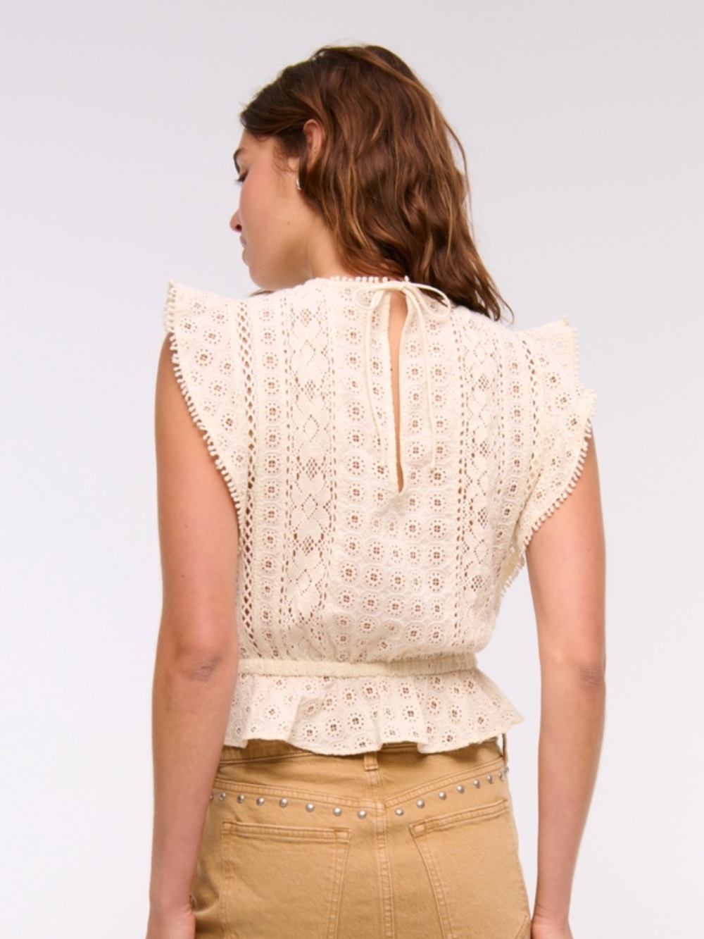 Abercrombie & Fitch Ivory Lace Eyelet Ruffle Blouse - XXS - Picture 2 of 10